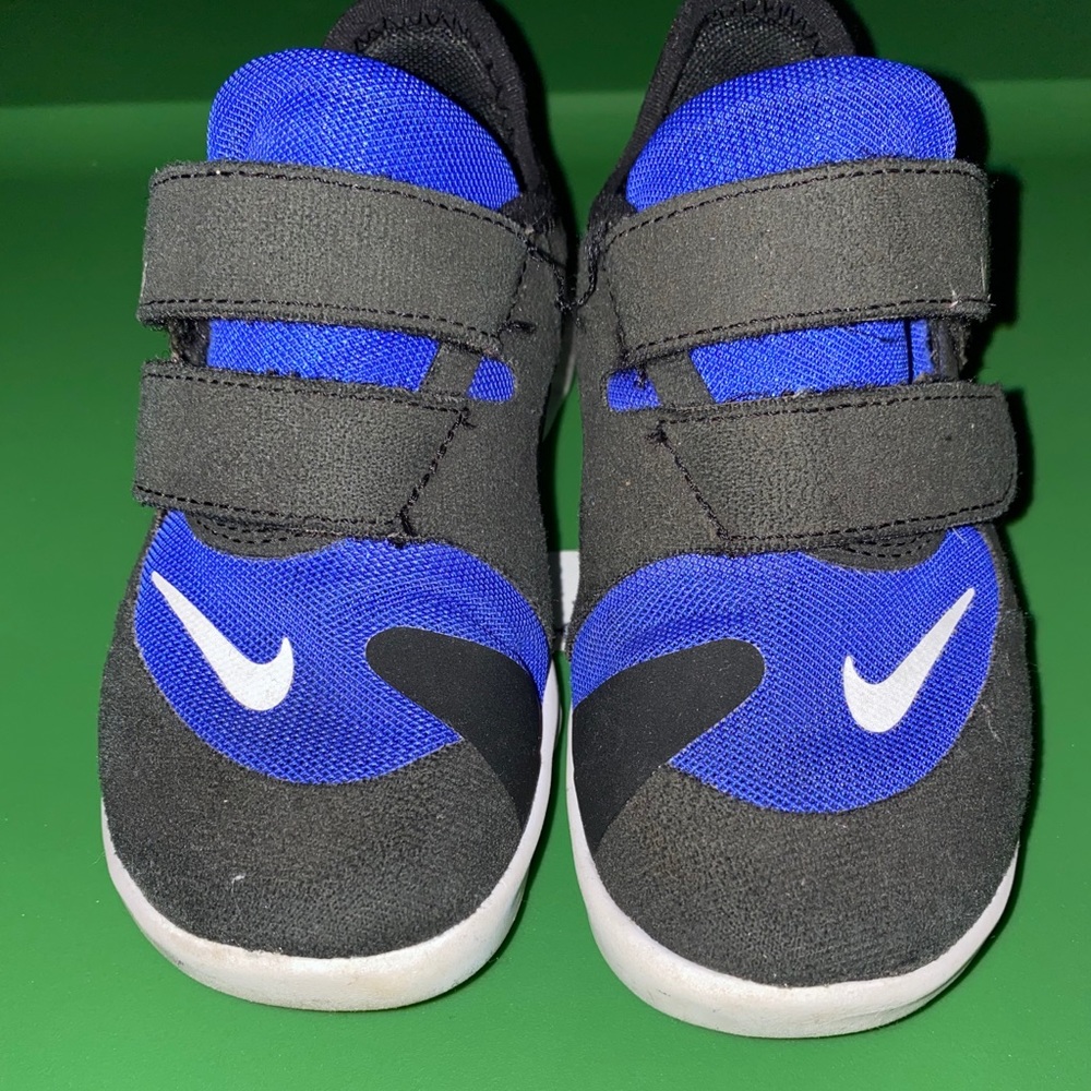 Nike Free RN Toddler Boys Sneakers